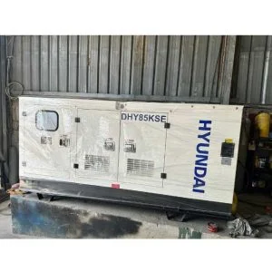Máy phát điện 80KVA chạy dầu 3 pha Hyundai DHY85KSE