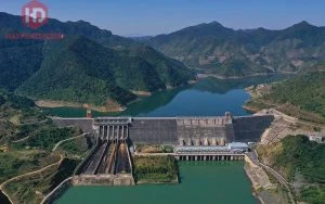 Nhà máy thủy điện Sơn La lớn nhất ở Việt Nam