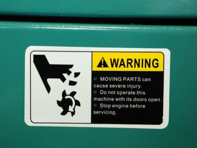 Các ký hiệu trên máy phát điện người dùng cần biết 2 Các ký hiệu cảnh báo nguy hiểm trên máy phát điện